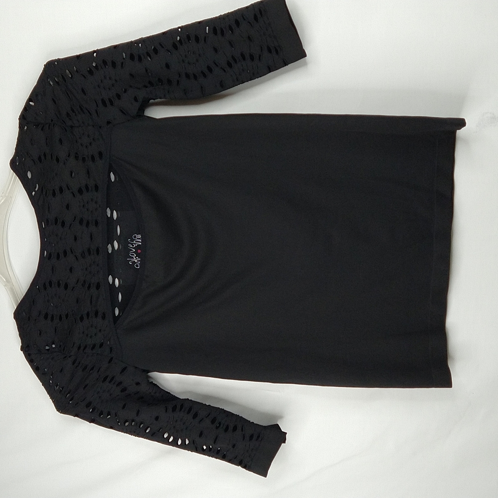 Women Black Cutout Top Size: L